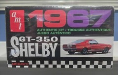 AMT 1967 Shelby GT350 Ford Mustang 1:25 Model Car Kit AMT834 ~ Sealed New in Box