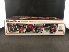 Revell “Evil Iron” Custom Chopper Trike – 1:8 Scale Plastic Model Kit 17325