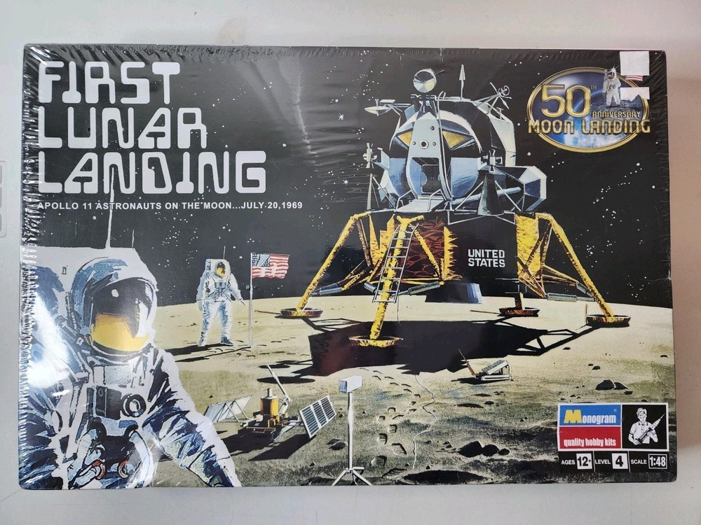 REVELL 1/48 50th ANNIVERSARY EDITION FIRST LUNAR LANDING