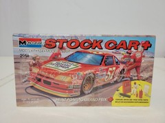 Monogram Heinz Pontiac Grand Prix Stock Car 1/24 Model Kit Sealed