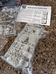 AMT CLASSIC 1963 SHELBY COBRA 289 FACTORY SEALED INSIDE KIT!! CIRCA 2006! VMCP!