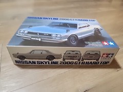 VINTAGE Nissan Skyline 2000 GT-R Hardtop 1/24 Scale model kit Tamiya 24194