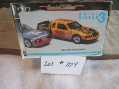 MONOGRAM QUENCY FORD THUNDERBIRD STOCK CAR JUNKYARD MODEL KIT LOT #104