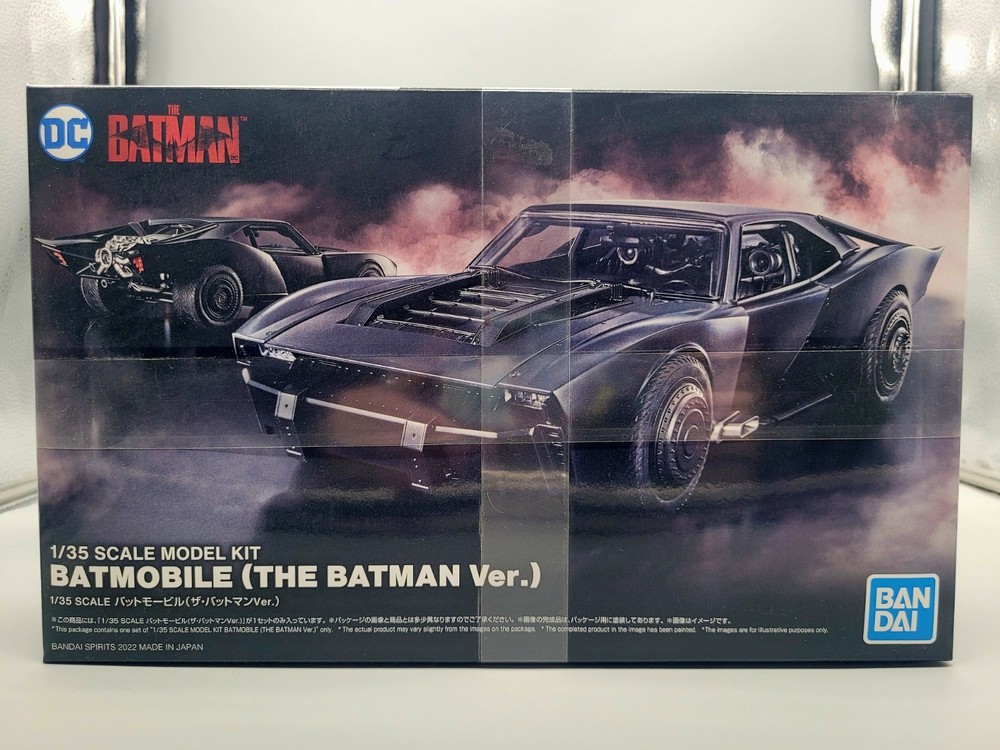 BANDAI THE BATMAN BATMOBILE 1/35 SCALE PLASTIC MODEL CAR 2569336 DC COMIC movie