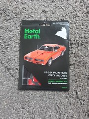 Metal Earth 1969 PONTIAC GTO JUDGE ORANGE STEEL MODEL KIT ME1027