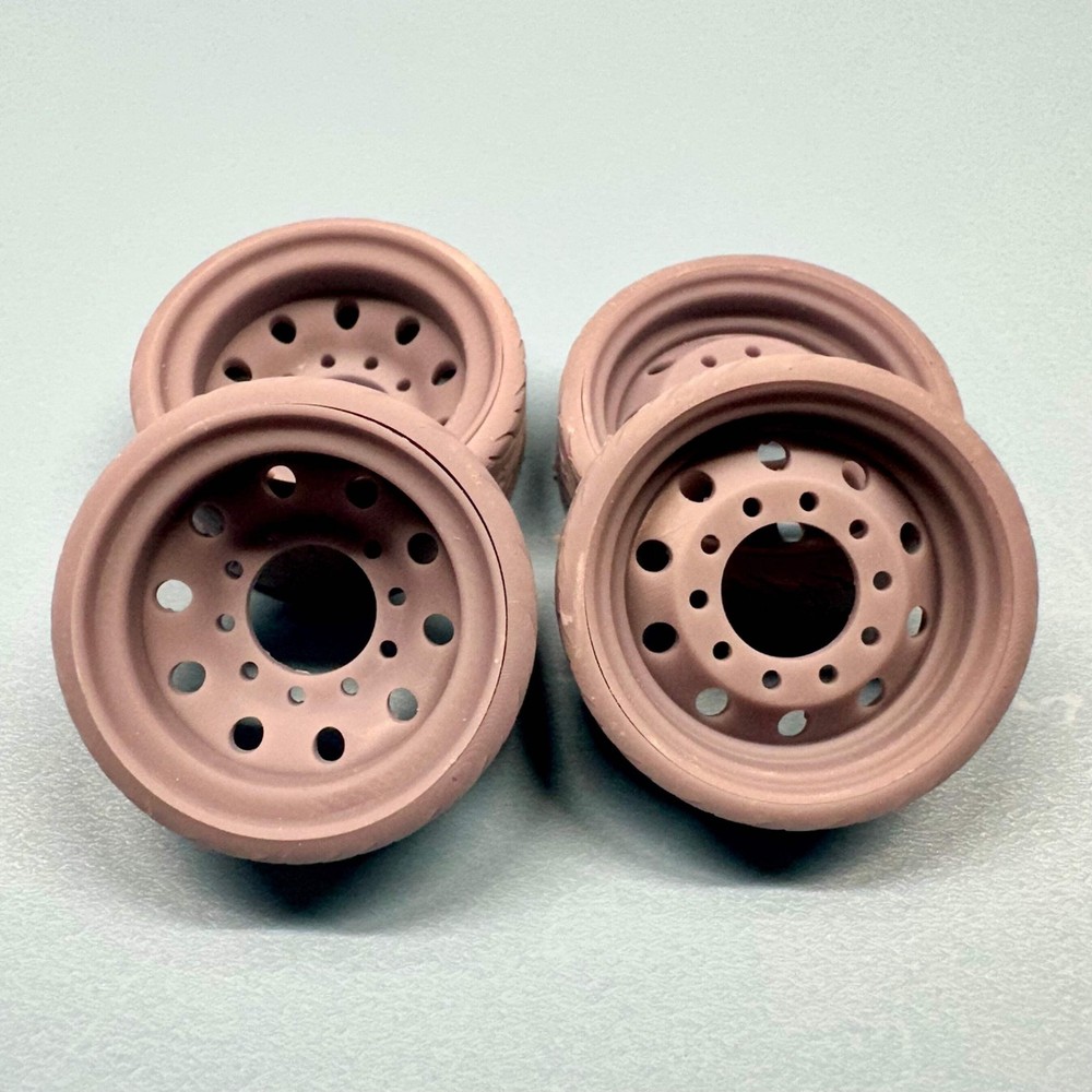 Alcoa Custom Wheels and Tires Set 1/24 1/25