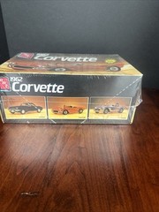 AMT Ertl 1962 Corvette 3 in 1 Kit # 6521 Factory Sealed 1:25 Stock Custom Drag