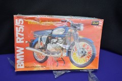 BMW R75/5 Revell Model 07902 Motorcycle Classic 1:8 Scale 1973
