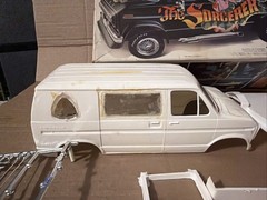 MPC 1977 The Sorcerer Ford Custom Van 1/25 Model Kit 1-0415 Open Box