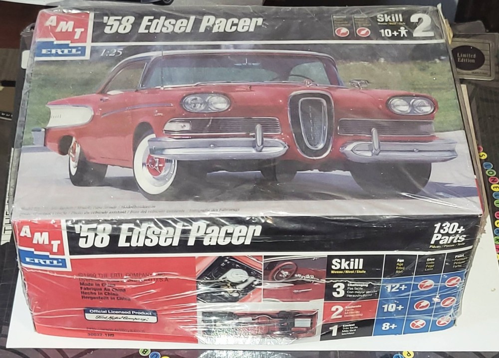 1958 Edsel AMT Ertl New in BOX ~ Gray Un-Built 1/25~New in Open Box
