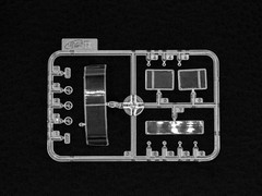 ICM 35017 – ZіL-131 with DShKMd crew, Armed Forces of Ukraine – Model Kit 1:35