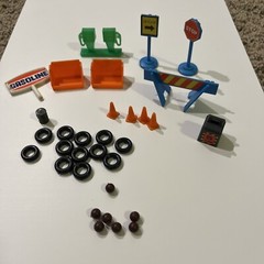 Model Accessories Set Garage Gas Station Road Lot