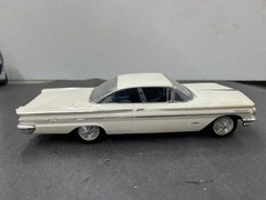 C10 AMT 1960 Pontiac Bonneville Hardtop Annual Vintage built model 1/25 McM.