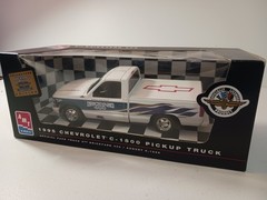 Amt Ertl 1995 Chevrolet C-1500 Truck Brickyard 400 Pace Car
