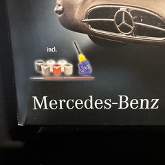 REVELL 05633 MERCEDES-BENZ 300 SLR UHLENHAUT COUPE MODEL KIT-NIB-1:24 SCALE