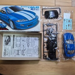Fujimi 1/32 scale Toyota Cavalier motorized product kit made in Japan.
