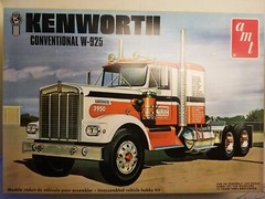 Kenworth W-925 AUXILIARY TRANS SHIFT LINKAGE & MOUNT from AMT 1:25 Model Kit