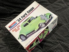 1973 Monogram ‘34 Ford Coupe 1:24 Scale Model Kit 8281-0270