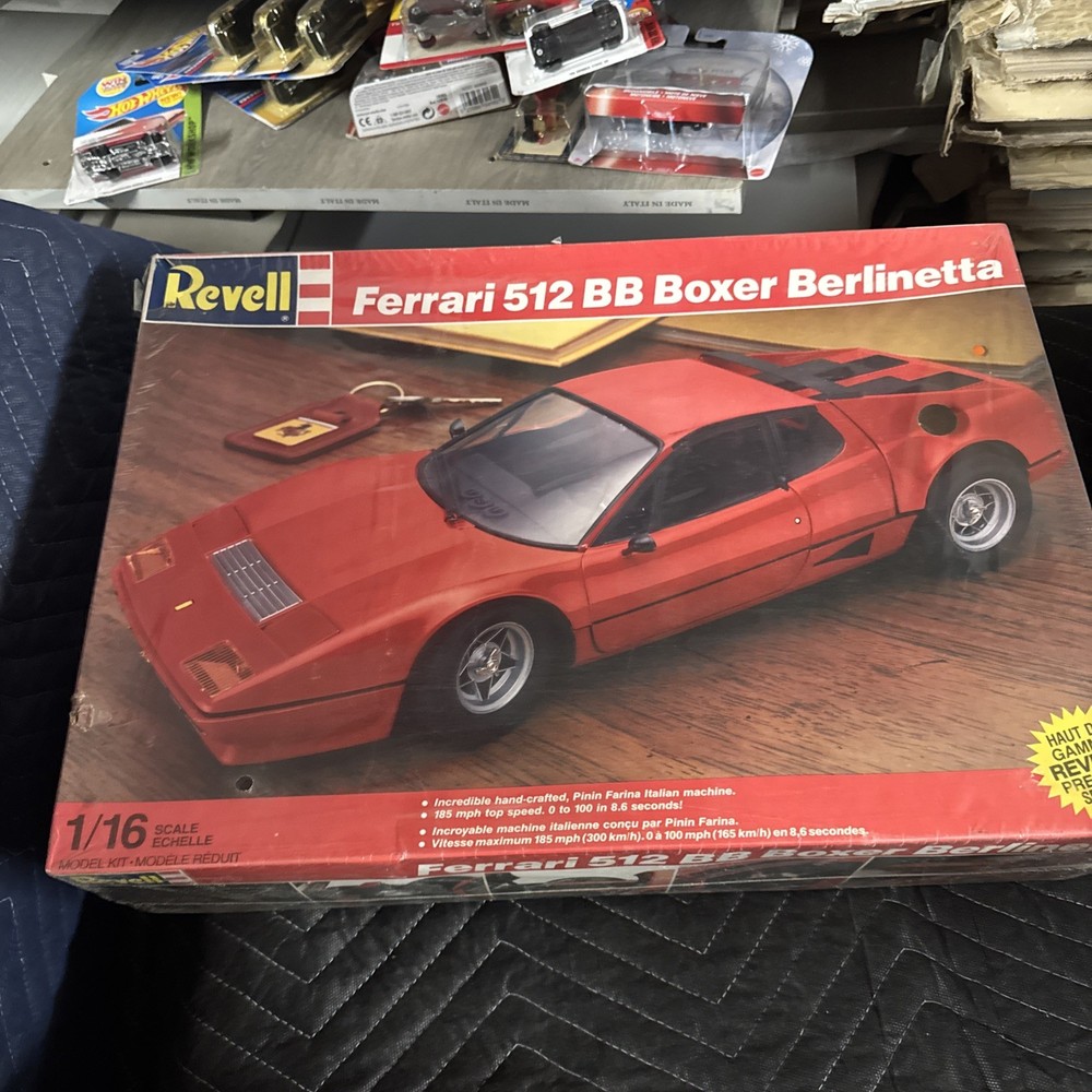 Revell Ferrari 512 BB Boxer Berlinetta Sealed 1/16 Model Kit
