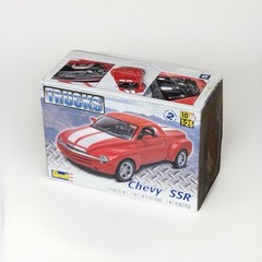 Revell Chevy SSR “Trucks” 1/25 Model Kit #85-4052 NEW FACTORY SEALED