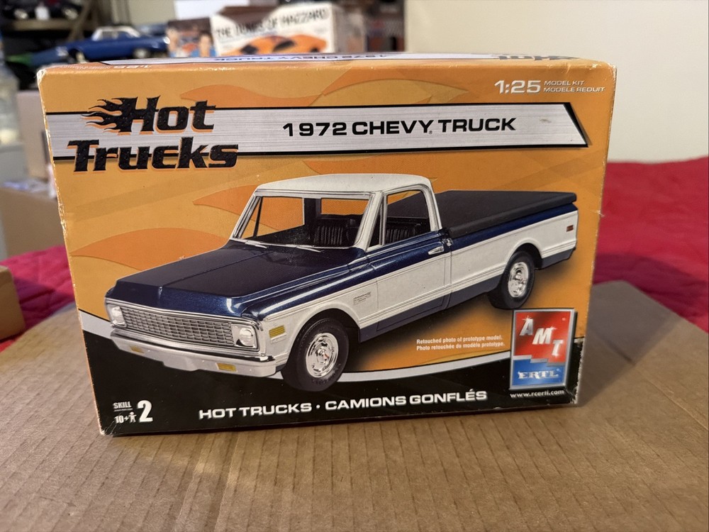 AMT ERTL Hot Trucks 1972 Chevy Truck Scale 1:25 Model Kit 38163 NEW SEALED