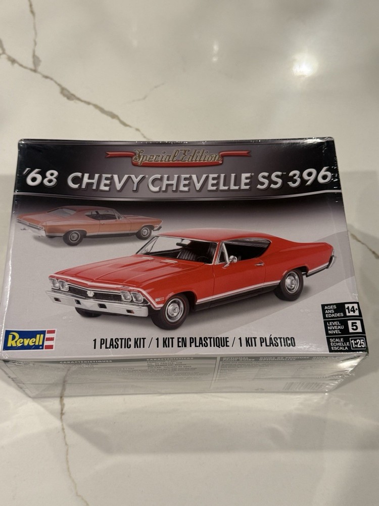 Revell 1968 Chevy Chevelle SS 396 Special Edition 1/25 Plastic Model Kit Sealed
