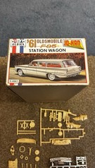 JO-HAN 1/25 ’61 OLDSMOBILE F-85 STATION WAGON MODEL KIT UNBUILT C-4661 READ