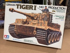 Tamiya 35194 1/35 WWII German Panzer VI Tiger I Ausf.E Mid Production