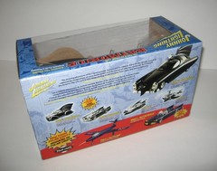 Johnny Lightning 6904 1/24 Scale DC Comics 1960s Batmobile Diecast Model Kit