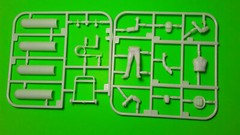 Weekend Wrenchin #1 PARTS ONLY Torches Working Man Figure 1/25 Diorama Junkyard