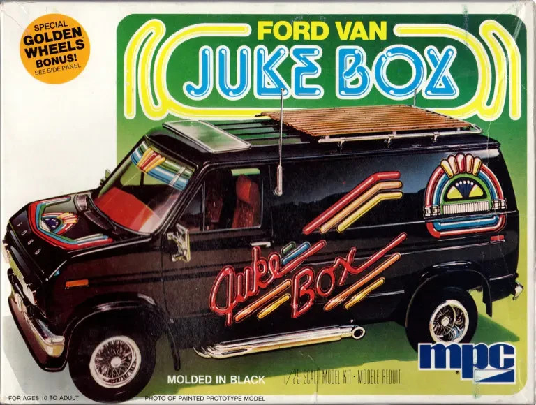 MPC 1/25 1977 FORD JUKE BOX VAN VAN