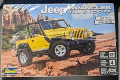 Revell Jeep Wrangler Rubicon 1:25 Scale Plastic Model Kit 85-4501 New in Box