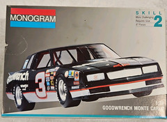 Vintage Monogram 1:24 NASCAR Dale Earnhardt Goodwrench Monte Carlo Kit 2900