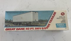 ERTL Great Dane 40ft. Dry Goods Trailer 1/25 Model Kit 8032 Factory Seal