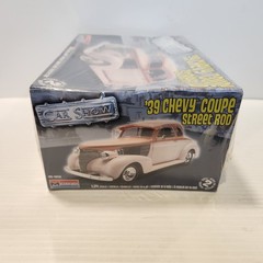 Monogram Car Show ’39 Chevy Coupe Street Rod 1:24 Sealed New Old Stock
