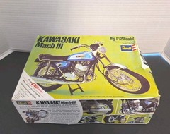 Vintage Revell #H-1500 Kawasaki Mach III 1/12 Scale Motorcycle Model Kit
