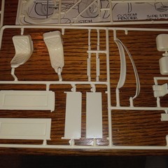 VINTAGE REVELL CUSTOM PICK UP- TRUCK PARTS (1977) H-1261 INCOMPLETE