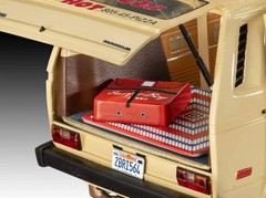 Revell 1/25 Stranger Things Volkswagen T3 Surfer Boy Pizza Van Model Kit 14559