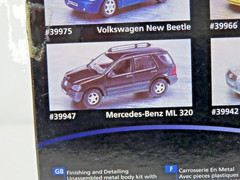 Maisto 1/24 Scale Mercedes-Benz ML #39947 Diecast Metal Model Kit NIB