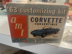 VTG AMT 1963 Chevrolet Corvette Conv Model Kit Built # 06-913-149 W/ Box