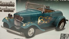 Monogram Classic Cruiser ’32 Ford Street Rod 1:24 Scale Model Car Kit Level 4