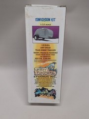 Jimmy Flintstone 1950’s Art Deco Tear Drop Trailer 1:25 Scale Resin Model Kit