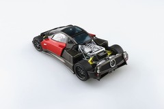 AOSHIMA 1/24 The Supercar ’05 Pagani Zonda F Plastic Model Kit