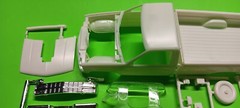 USA 1 1990 Chevy Silverado Pickup Truck 1/25 Cab Body Glass Bed Box Interior Tub