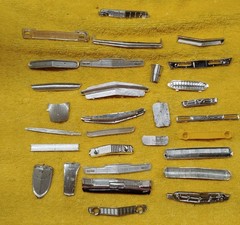 1/25 Vintage Junkyard Grille and Taillight Parts Lot