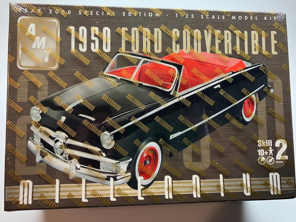 AMT/Ertl 1950 Ford Convertible