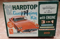 AMT 62 Pontiac Bonnieville model kit original 60s 3 in 1 unbuilt screw bottom