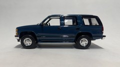 AMT/ERTL 1995 CHEVROLET TAHOE DEALER PROMO MODEL