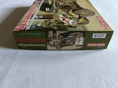Dragon German Medical Team w/ Kubelwagen Ambulance Conversion Kit #6137 1/35 Kit