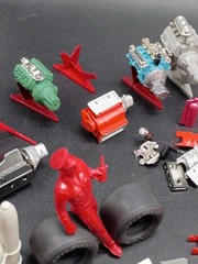 Vintage Model Car Auto Shop 1/24-1/25 Plastic Model Lot Tools Engines Lot Set